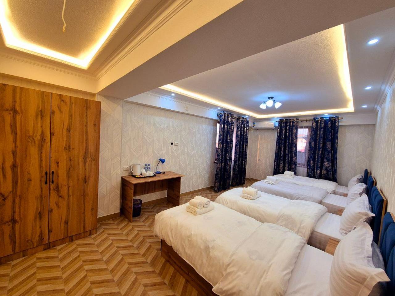 Samarkand Imron Hotel Exterior photo